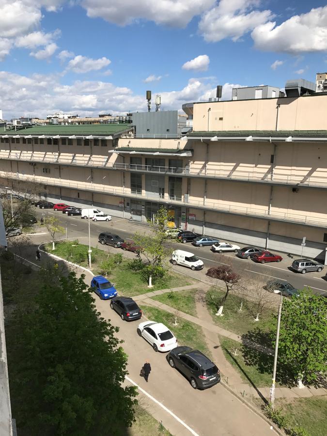 Apartment Obolon Metro Station Kiev Exterior foto