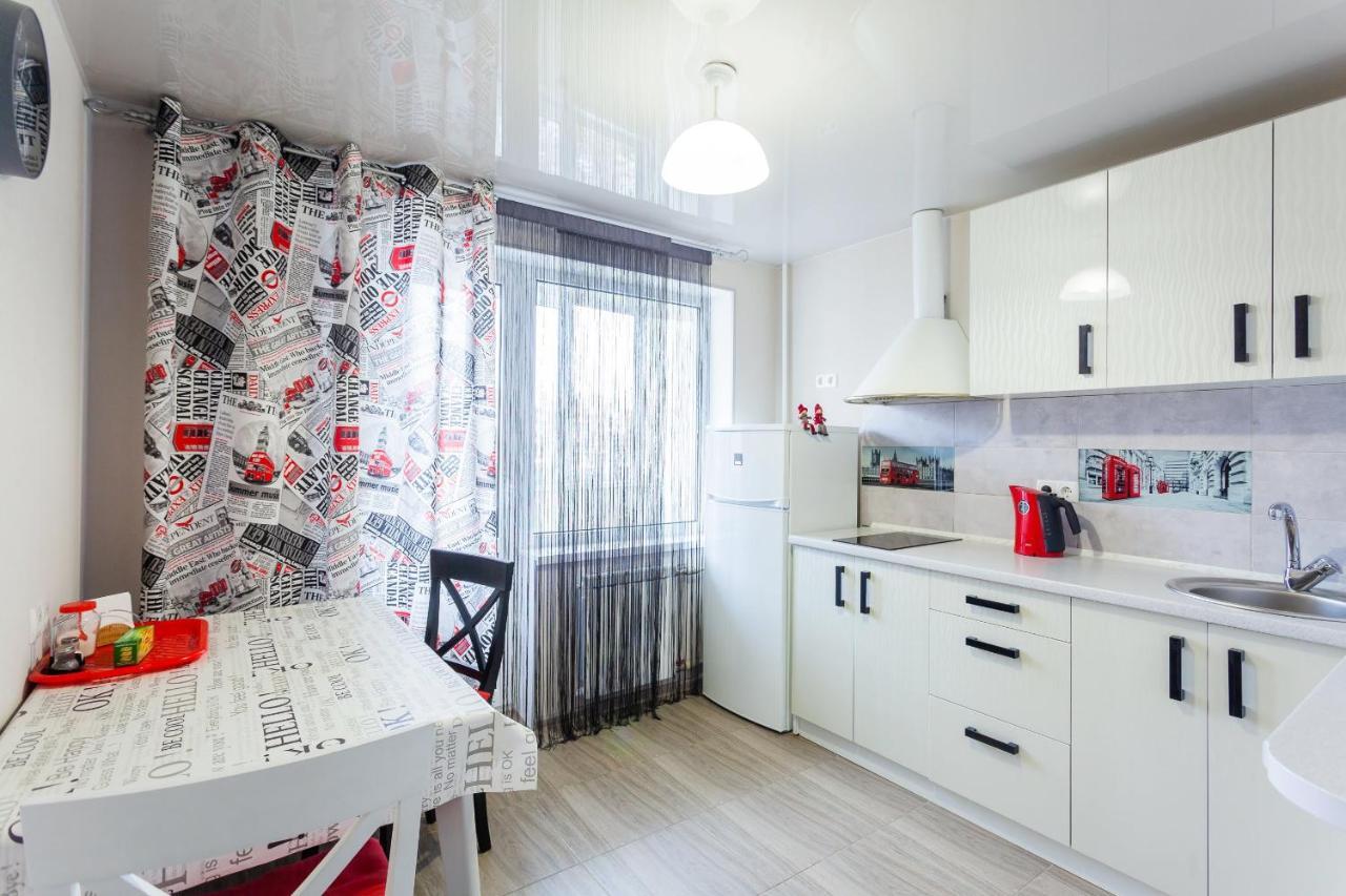 Apartment Obolon Metro Station Kiev Exterior foto